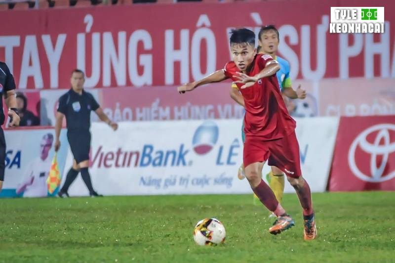 Cầu Thủ Doãn Ngọc Tân - Tài Năng Và Khát Vọng Cống Hiến 4 Sự nghiệp của cầu thủ Doãn Ngọc Tân